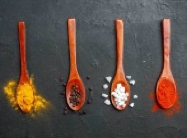 Bữa ăn ít muối hơn: Lợi ích và cách thực hiện